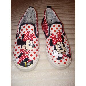 Disney Minnie Mouse Slip On Canvas Shoes Girls Size 3 Red White Black Polkadot